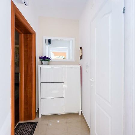 Mihael Lägenhet Zadar Exteriör bild