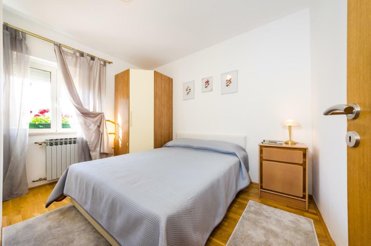 Mihael Lägenhet Zadar Exteriör bild